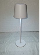 Elettra lampada led da tavolo a batteria ricaricabile bianca per interno e esterno. Luce calda e fredda regolabile al tocco