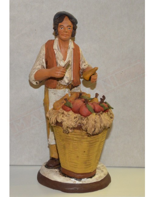 Statuina cm 20 pastore con cesto frutta presepe in terracotta dipinta a mano
